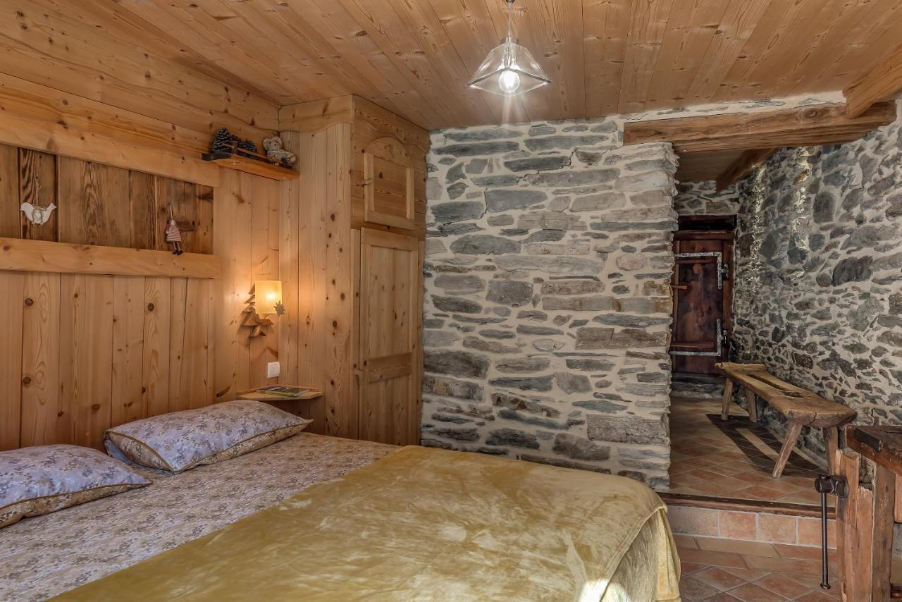 Colettine Villa Тин Екстериор снимка