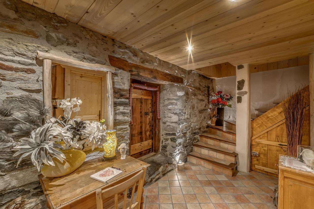 Colettine Villa Тин Екстериор снимка